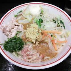 冷やしタンメン　７８０円