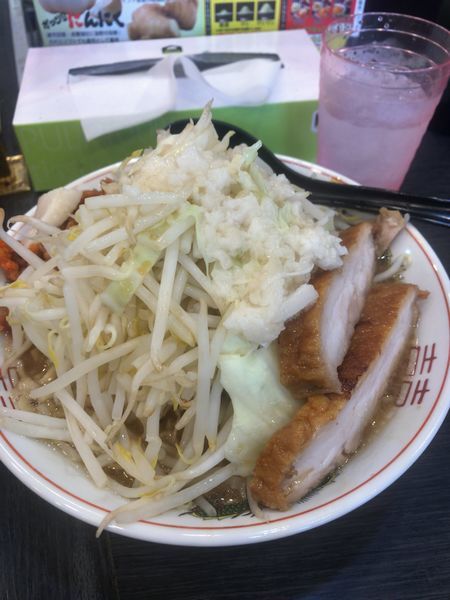 「125小ラーメン 全部マシ」@らーめん 油そば 牛スタ 郎郎郎 橋本店の写真