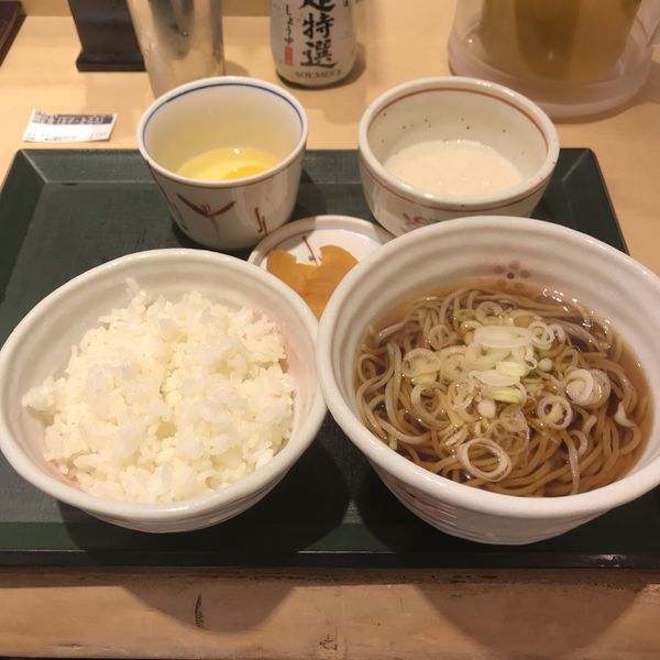 「朝定食（玉子・とろろ）（￥450）」@国産二八蕎麦 蕎香 ecute上野店の写真