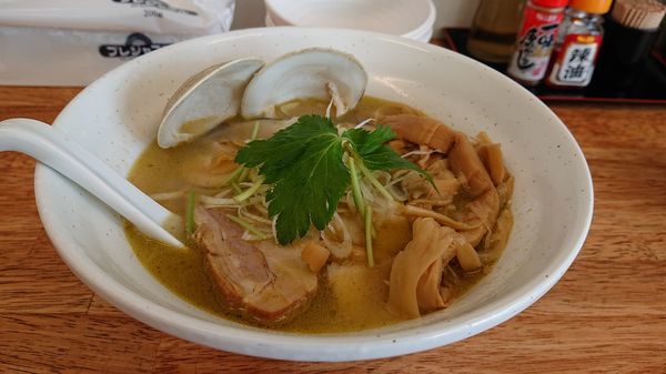 「貝塩拉麺8980円(込)」@麺屋 心羽の写真