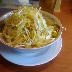 ラーメン小　ネギ(100円)味薄め、野菜普通アブラマシマシ