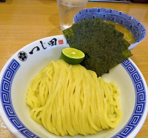 「濃厚つけ麺（880円）」@つじ田 水道橋店の写真