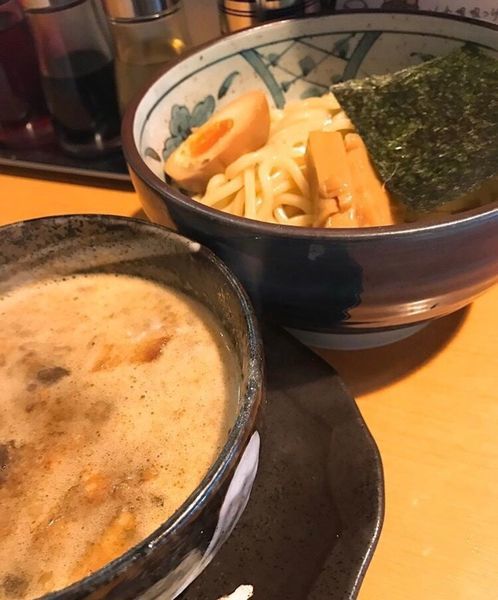 「豚骨魚介つけ麺」@焦がしねぎらーめん 葱次郎 大宮西口店の写真