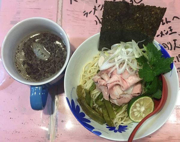 「凛々しい煮干カップつけソバ800円」@らーめん凛々の写真