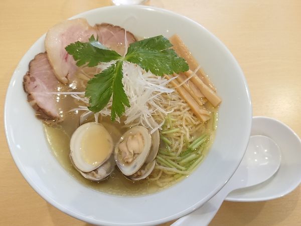 「蛤塩そば」@麺屋 遊仁の写真