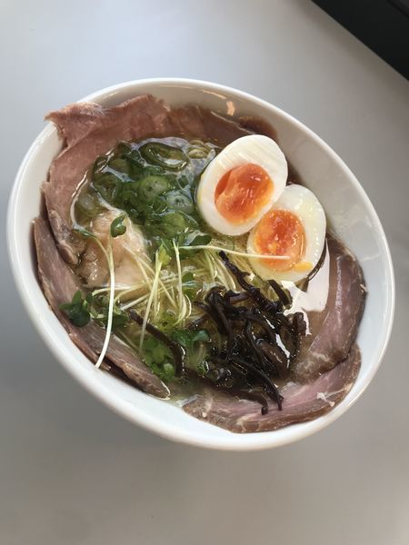 「贅沢極み塩ラーメン」@ホット・エアー・コーポレーションの写真