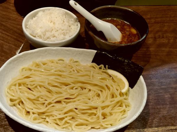 「つけ麺(並盛・大盛)730円＋無料ライス」@麺達 うま家の写真