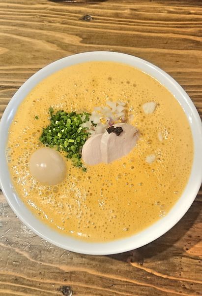 「オマール海老湯 味玉入り」@麺屋はやぶさの写真