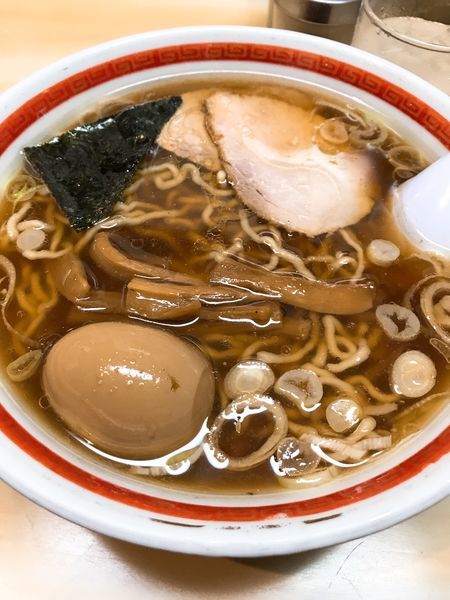 「中華そば(大盛)＋味玉 ¥1150」@春木屋 荻窪本店の写真