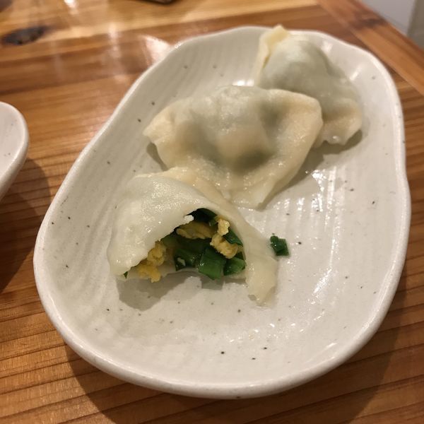「素三鮮（ニラ卵海老の水餃子）」@老酒舗の写真