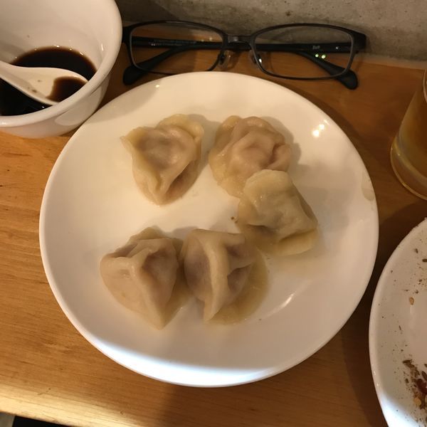 「羊香水餃（ラム肉とパクチーの水餃子）」@羊香味坊の写真