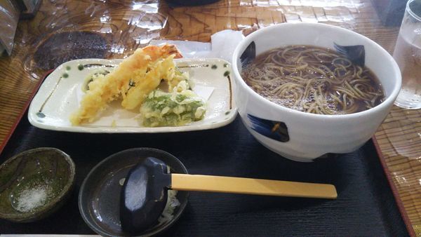 「かけそば＋天ぷら（ランチメニュー１）」@会津蕎麦 あずまやの写真
