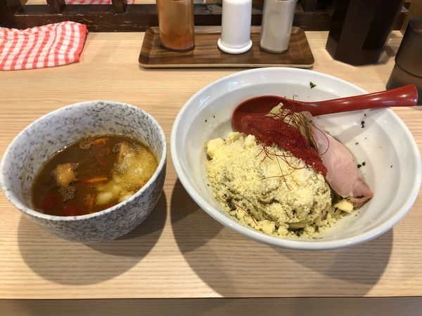 「バジルとトマトの味噌つけ麺」@拉麺 大公 南太田本店の写真