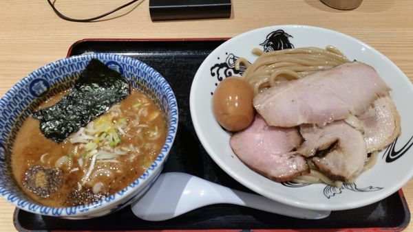 「濃厚特性つけ麺」@松戸富田麺業 千葉駅構内店の写真
