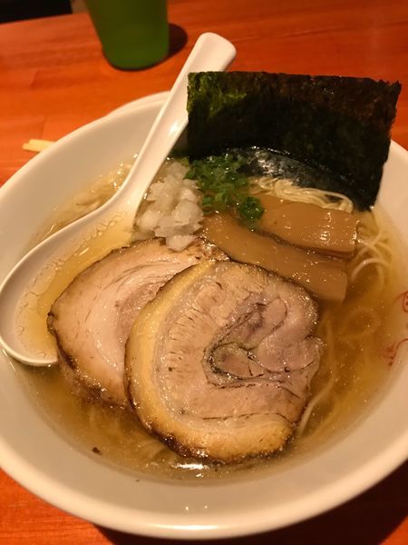 「アゴダシ中華そば」@麺酒場 まがり 八丁堀店の写真