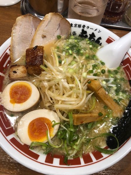 「東京豚骨ラーメン」@屯ちん 池袋本店の写真