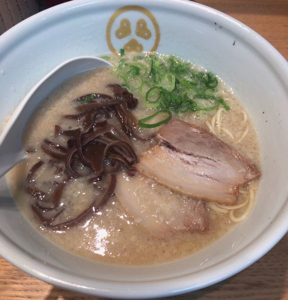 「豚骨 白  680円」@TOKYO豚骨BASE MADE by 博多一風堂 ペリエ海浜幕張店の写真