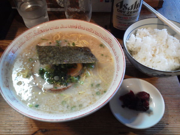 「ラーメン・ライス750+ノンアルビ300=1050円」@まぼろし軒の写真