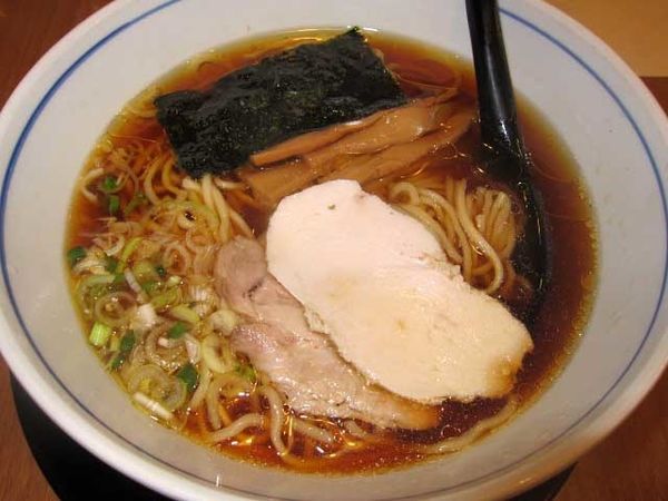 「純鶏らーめん醤油　580円」@麺処直久 新橋店の写真