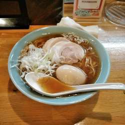 醤油拉麺（ラーメン）