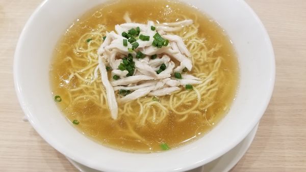 「鶏しお麺」@中華麺飯・飲茶 四川乃華 ichi イオンモール松本店の写真