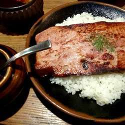 ショルダーベーコンカレー　1,500円