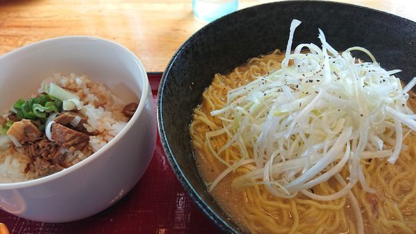 「白湯ラーメン」@優勝軒 鶴ヶ島店の写真