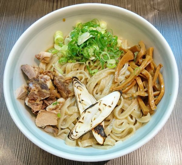 「鴨油とエシレバターの油そば＋生ビール」@柳麺 呉田-goden-の写真