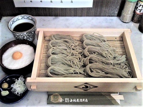 「へぎそばととろろかけ」@小嶋屋総本店の写真