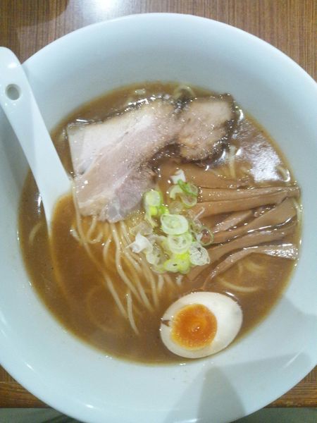 「醤油らーめん」@よなやの写真