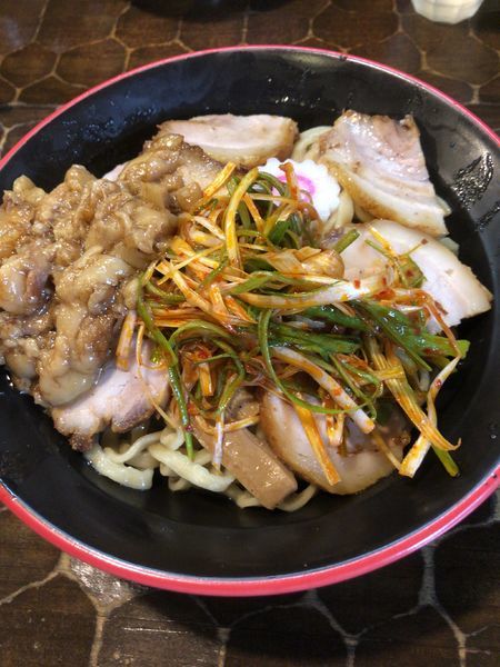 「必殺肉油そば」@裏龍介の写真