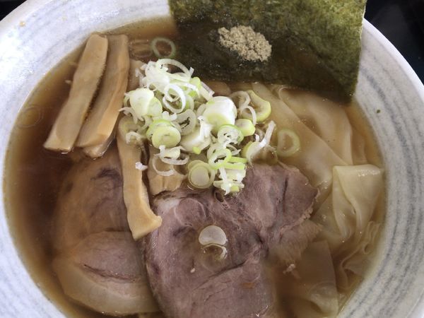 「煮干しワンタンメン670円」@煮干しらーめん ○五食堂の写真