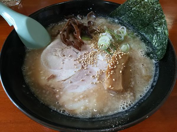 「塩楽　（大盛り）　※太麺」@岡谷らー麺 mossaおぱちの写真