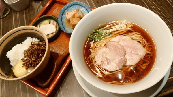 「醤油　自家製佃煮の卵かけご飯　ランチセット」@中華蕎麦 三藤の写真