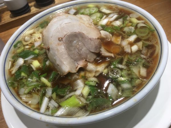 「バラそば 醤油」@玉 バラそば屋 中野店の写真
