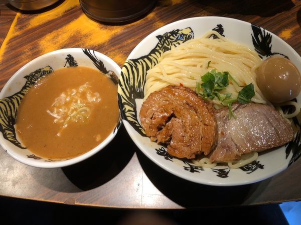 「濃厚鷹虎つけ麺（大）」@麺屋武蔵 鷹虎の写真