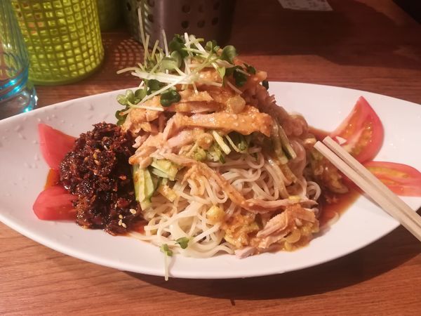 「冷やし棒々鶏麺780」@四川屋台の写真