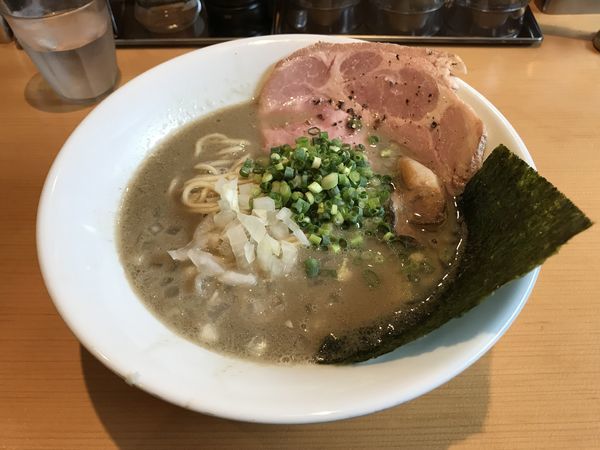 「濃厚牡蠣煮干中華そば」@麺屋 まほろ芭の写真