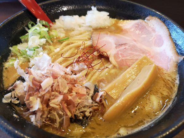 「特濃とりおんかつおらーめん」@麺屋きころく 成増店の写真