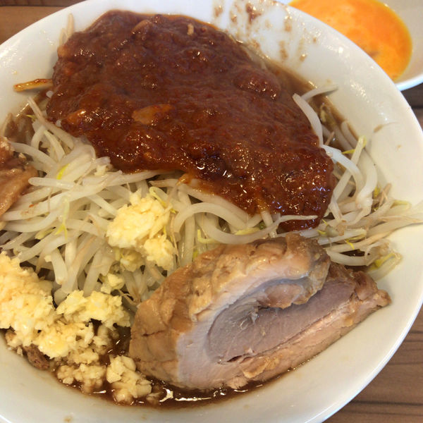 「フュージョン　800円　生たまご　50円」@火の豚 南越谷駅前店の写真