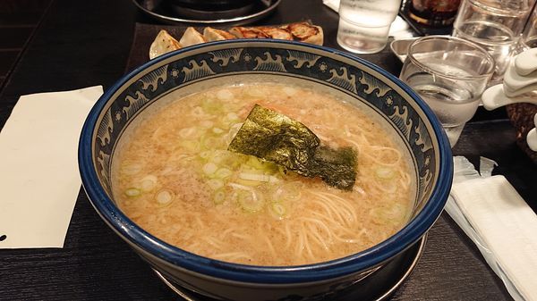 「塩らーめん」@土蔵・笑門 浜松南店の写真