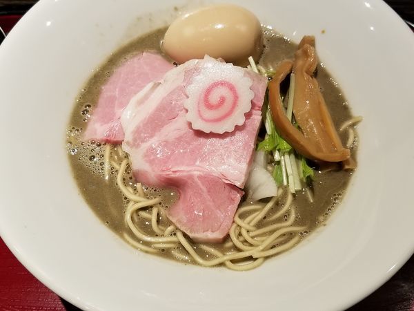 「味玉濃厚煮干そば+和え玉」@鶏そば なんきち 東京店の写真