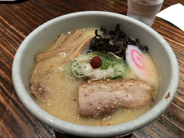 「しおらーめん」@らーめん 山頭火 越谷イオンレイクタウン店の写真