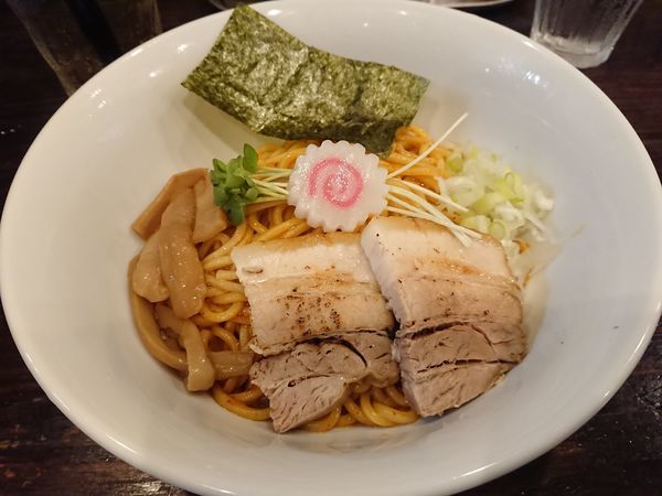 「辛し油そば650円＋ハイボール」@GRAVITY EKODA BASEの写真