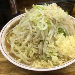 大豚ラーメン、ニンニク多め