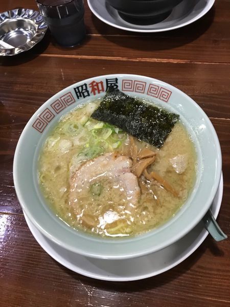 「醤油ラーメン こってり」@昭和屋 泉店の写真