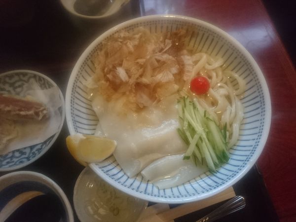 「冷製かわはばうどん」@久良一の写真