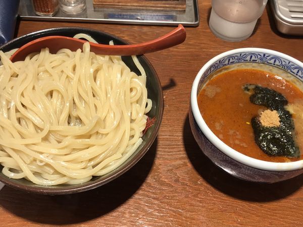 「辛つけ麺(大)」@つけ麺専門店 三田製麺所 渋谷道玄坂店の写真
