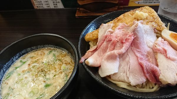 「豆乳豚骨つけ麺 大盛」@横道の写真