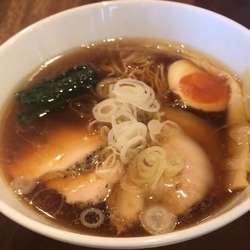 スペシャル醤油ラーメン🍜980円